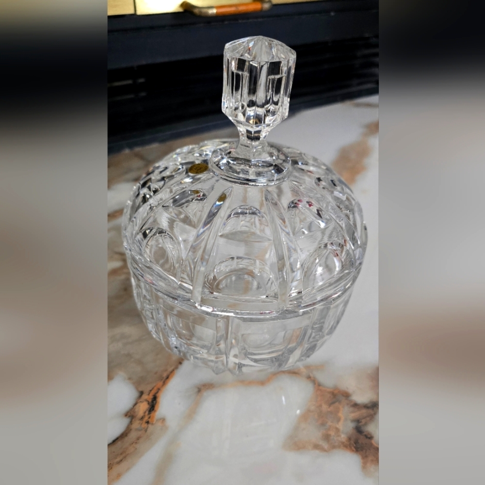 Elegant Crystal Lidded Bowl